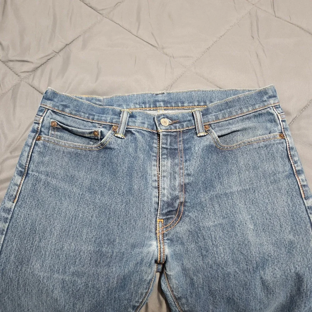 Levis levi 513